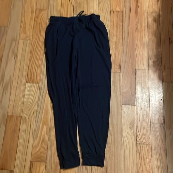 Pull on my ankle a size XL you in good shape blue size XL 3