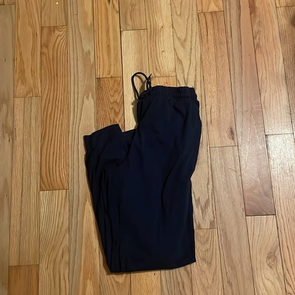 Pull on my ankle a size XL you in good shape blue size XL 4
