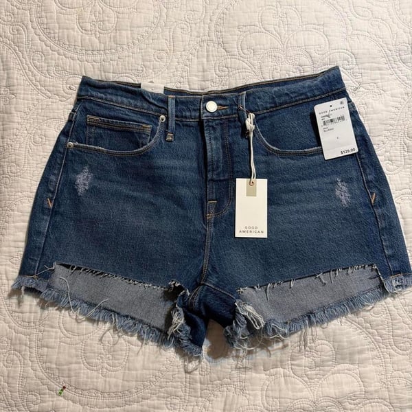 Good American Raw Hem Distressed Denim Shorts Size 2 / 26