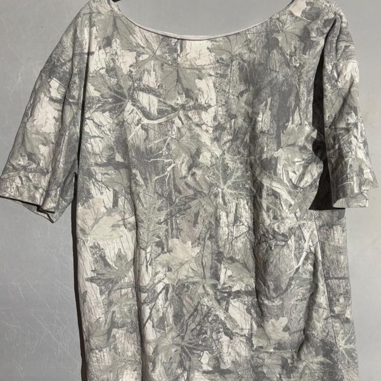 Hollister Camo Leaf Print Off-the-Shoulder Crop Top 3