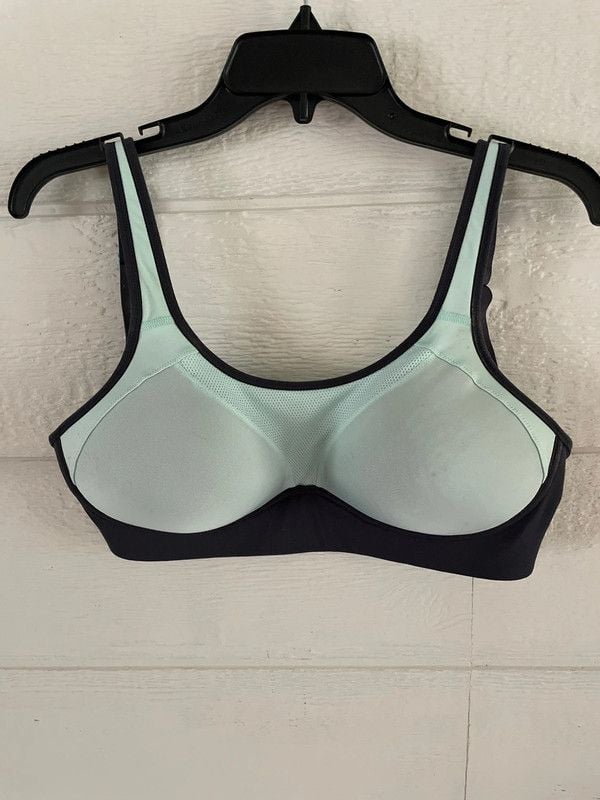 Sports bra 2