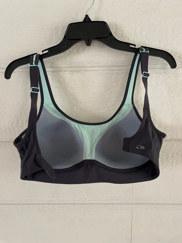 Sports bra 3