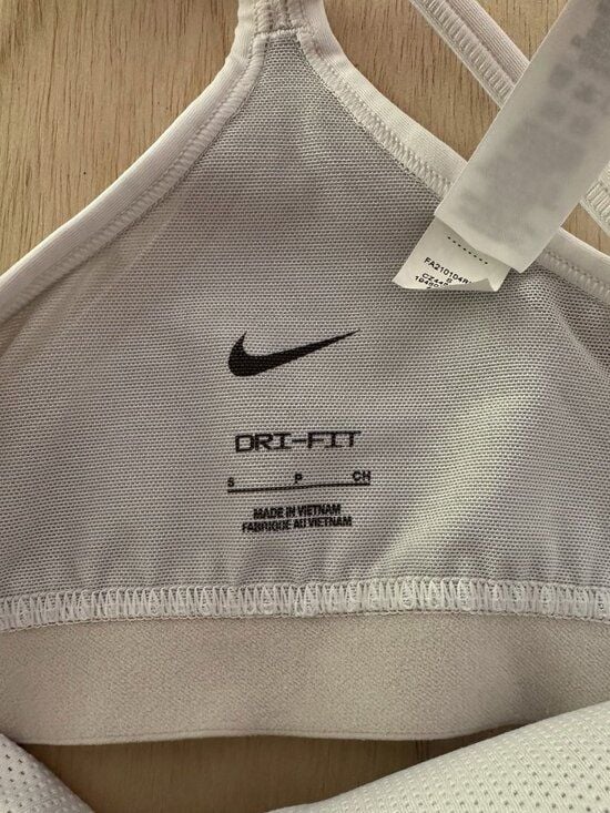 Nike Dry-Fit Women's Sportsbra 3