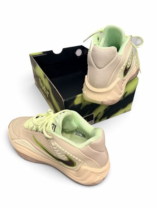 New Nike Giannis Freak 7 LE – Men’s 7.5 / Women’s 9 Retail: $115 4