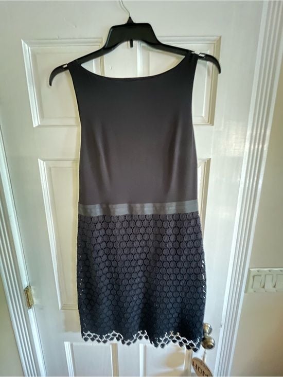 Lauren Ralph Lauren navy blue Sleeveless Lace-Hem Shift Dress 2