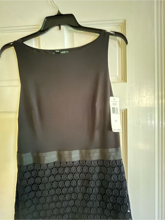 Lauren Ralph Lauren navy blue Sleeveless Lace-Hem Shift Dress 6