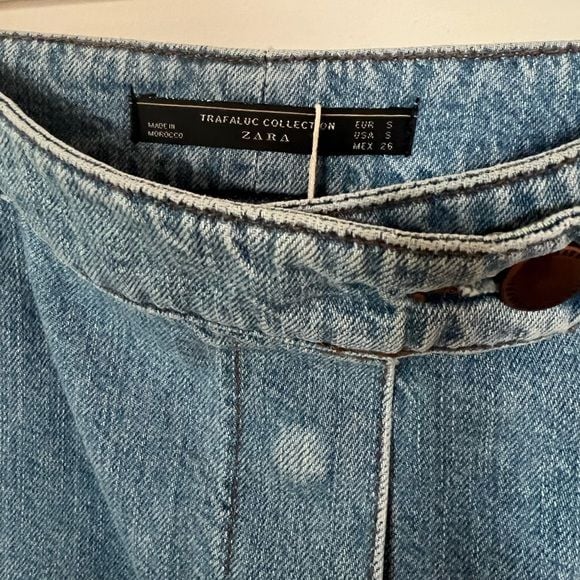 Zara denim skirt size small NWT 5