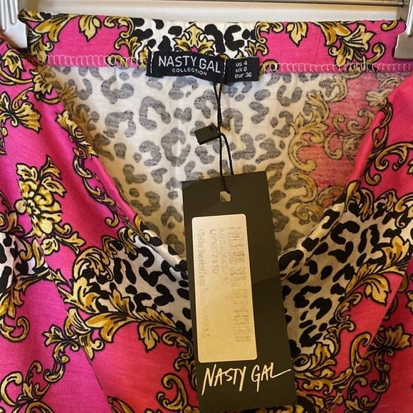 Nasty Gal I Get The Sweetest Feline Printed Set 10