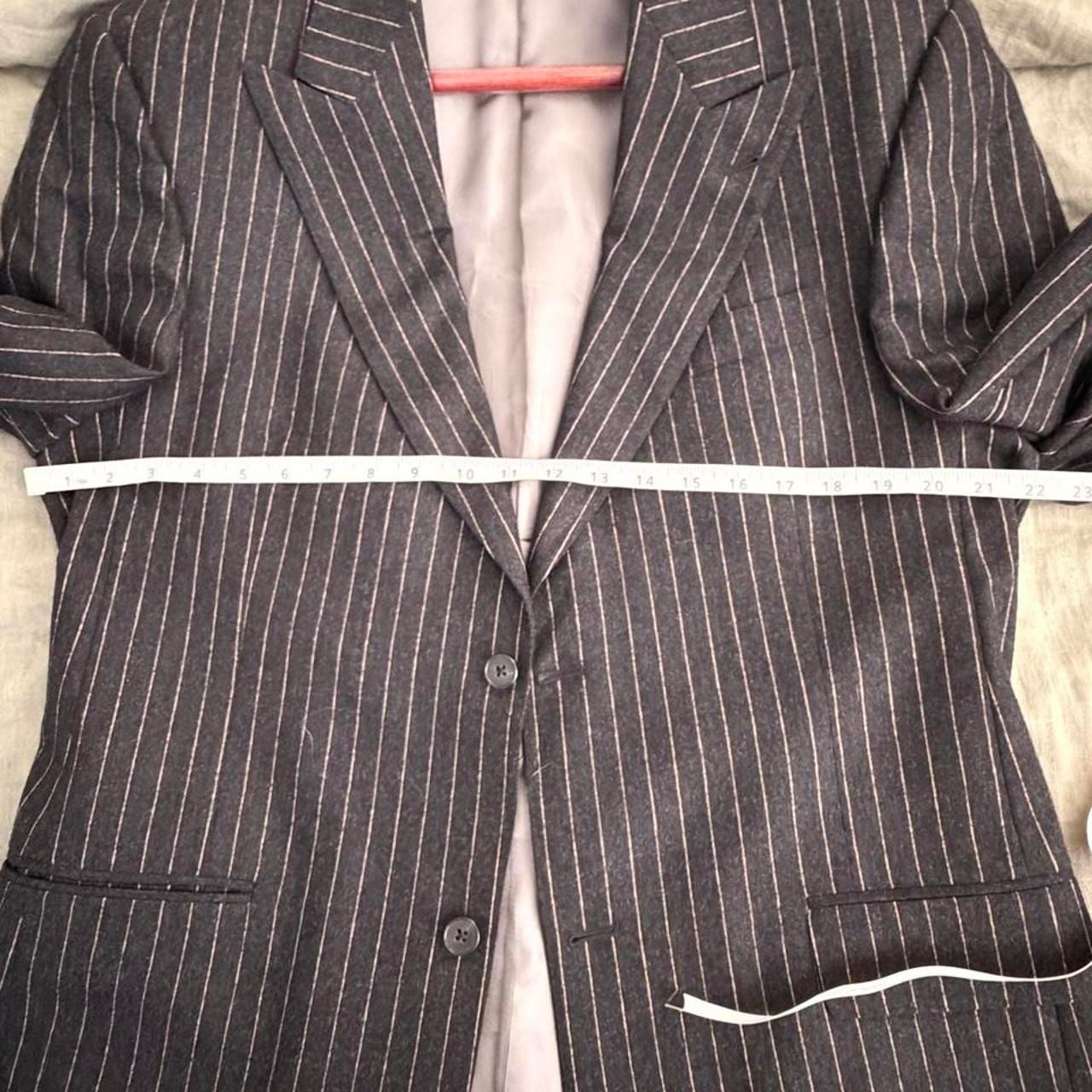 Hart Schaffner Marx Studio Collection Pinstripe Wool Suit 40L 7