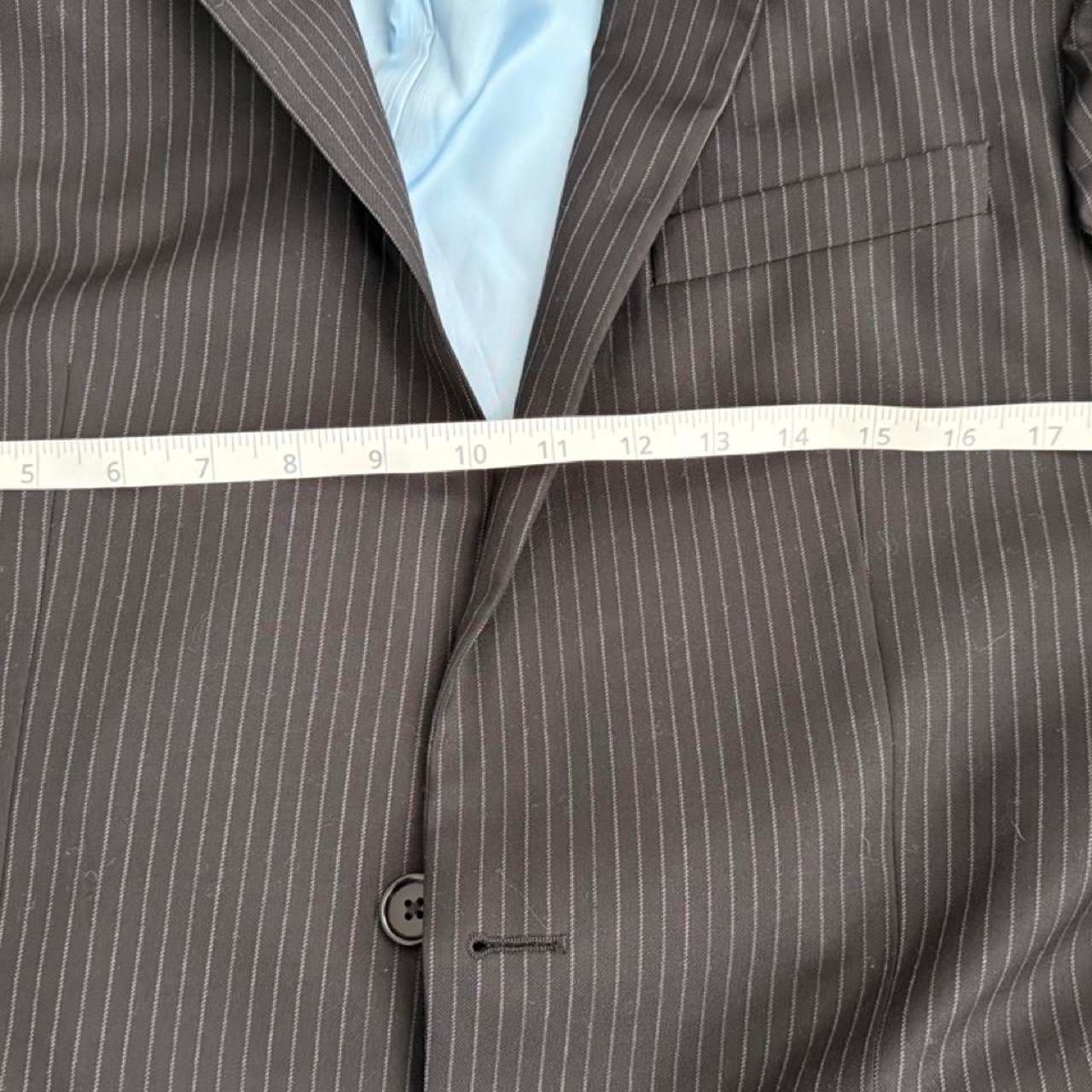 Charles Tyrwhitt Pinstripe Tailored Fit Suit 40L 8
