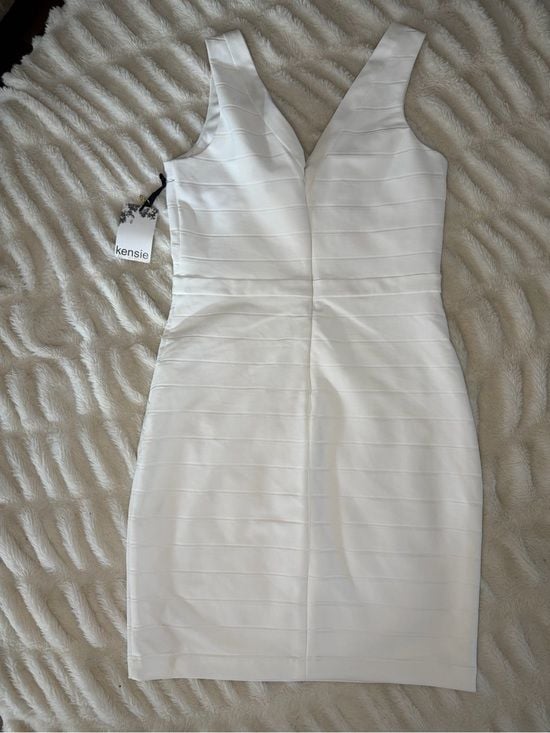 Kensie White Bandage Bodycon Dress Size 8 NWT 4