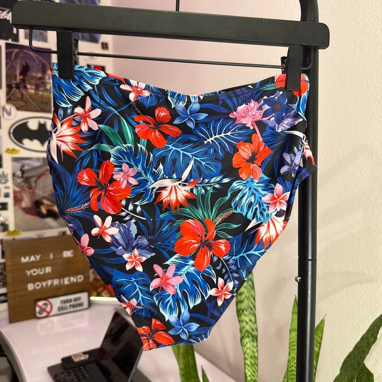 Unbranded Royal Blue and Floral High-Waisted Bikini Set 6