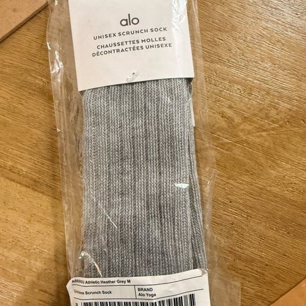 ALO Yoga Athletic Heather Grey Unisex Scrunch Socks