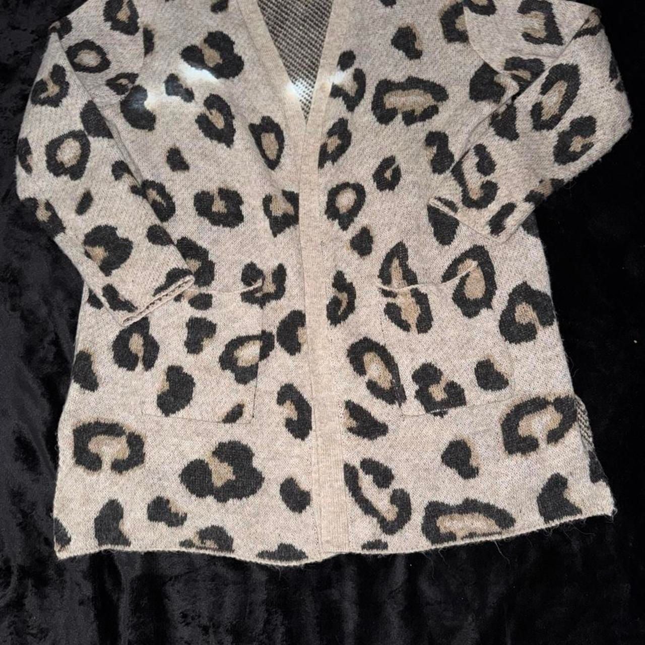 Modern Canvas Leopard Print Cardigan Sweater XL 1