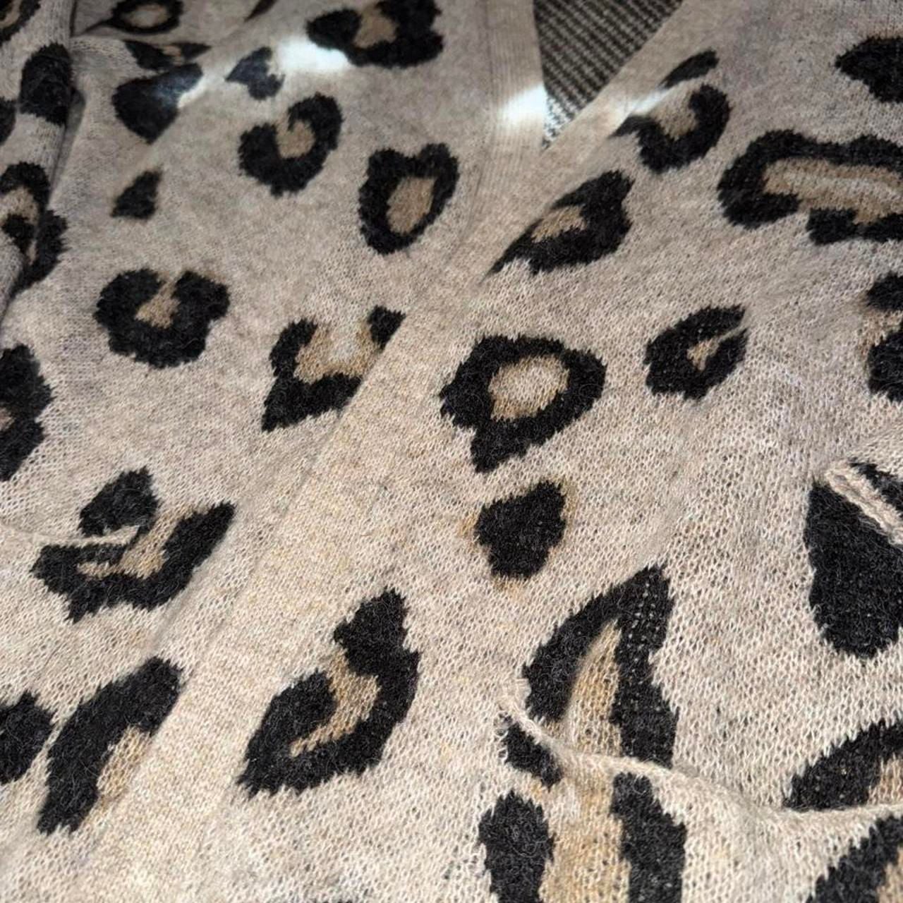 Modern Canvas Leopard Print Cardigan Sweater XL 2