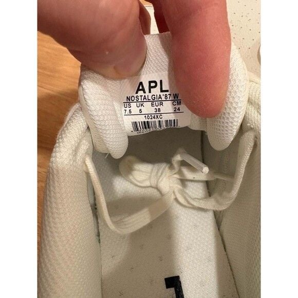 Athletic Propulsion Labs APL Nostalgia '87 Women's Sneakers in Ivory 7