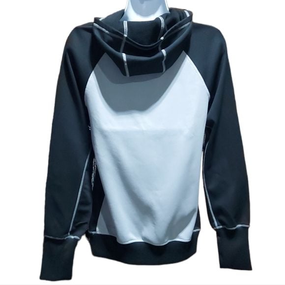 Product thumbnail 4