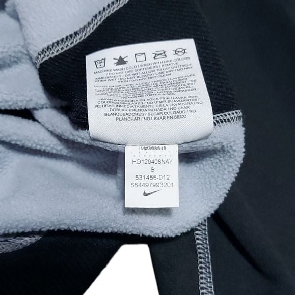 Nike Women's Therma-Fit Hoodie Size Small 7