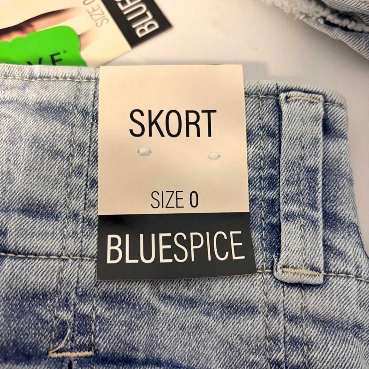 BLUESPICE Denim Pleated Skort Size 0 Light Wash Raw Hem 5