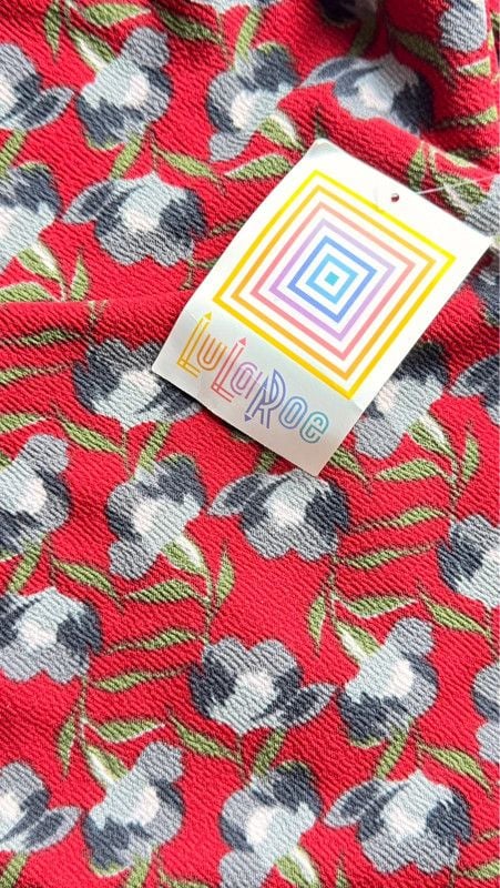 Lularoe Skirt. Red with flowers 4