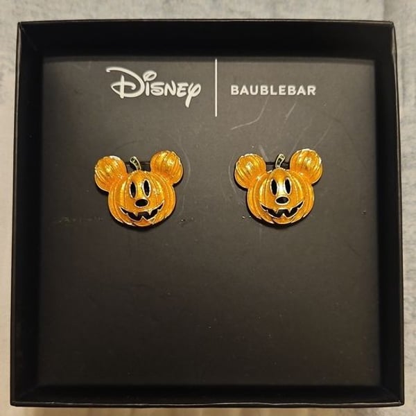 Disney x BaubleBar Mickey Mouse Pumpkin Stud Earrings Halloween NWT