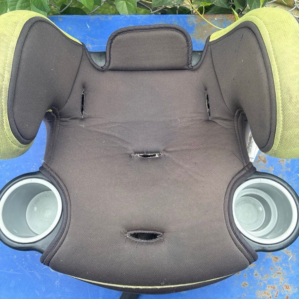 Children’s Booster Seat 2