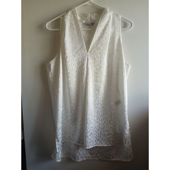 Floral & Ivy Womens White Leopard Print V-Neck Sleeveless Satin Blouse M 2