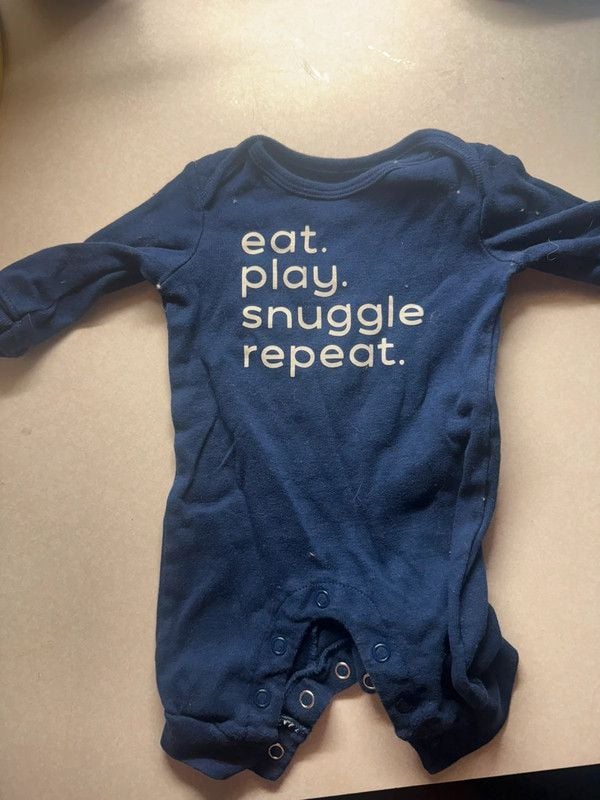 Newborn bodysuit 2