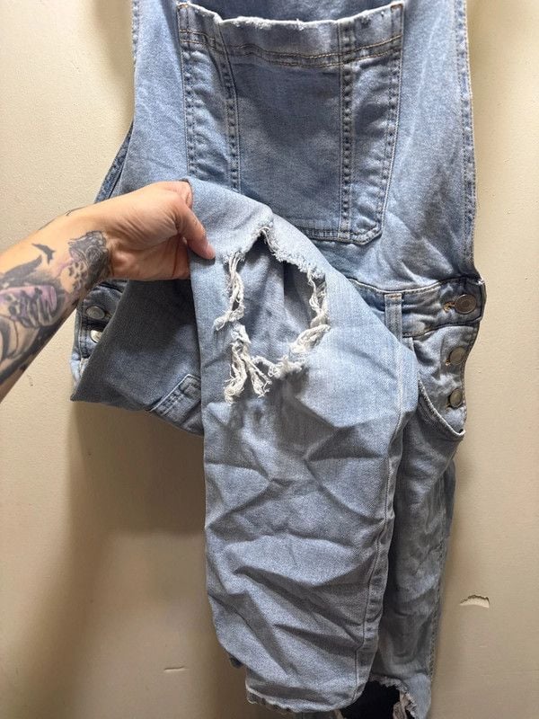 Celebrity Pink overalls 7