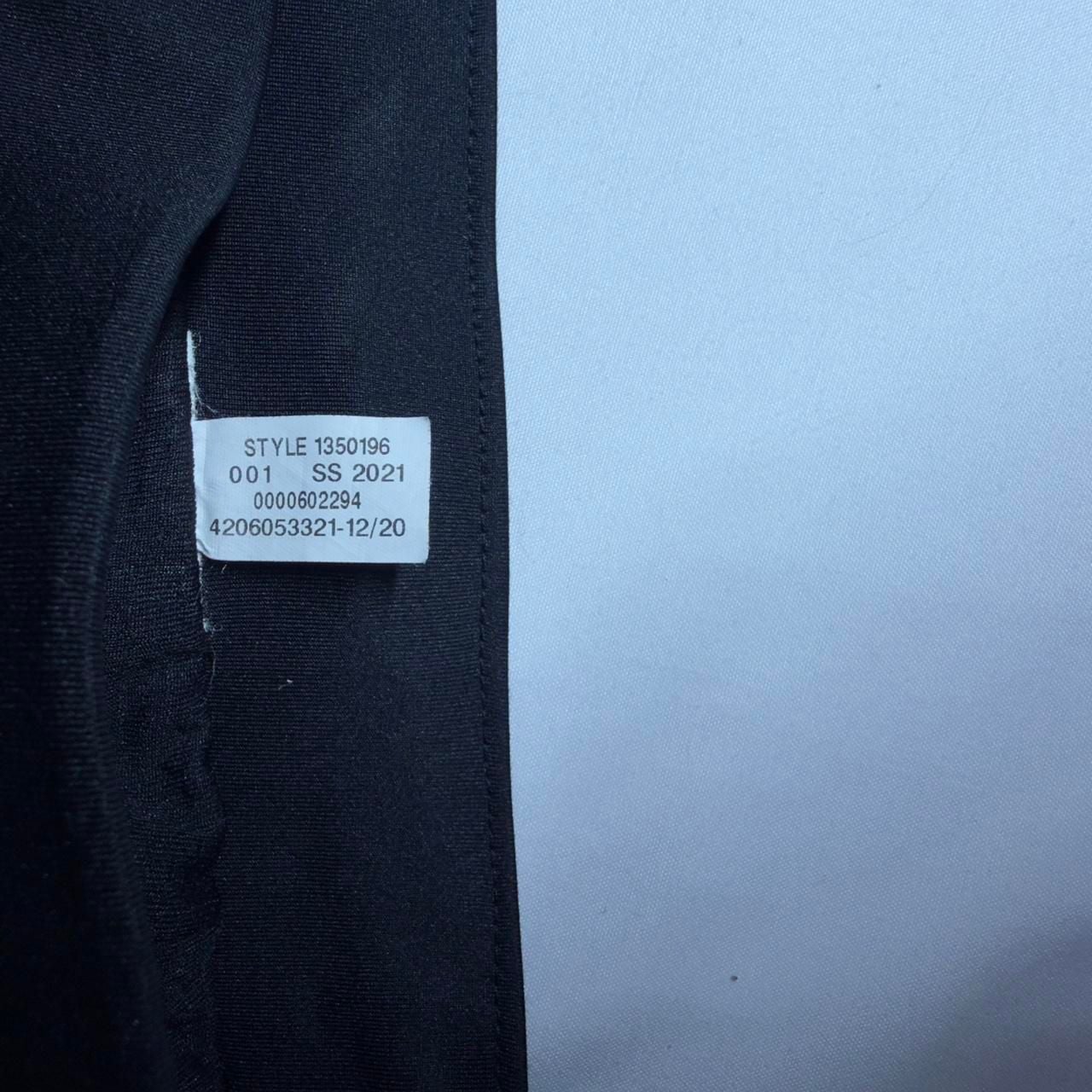 Under Armour HeatGear Running Shorts Style 1350196 Black 8