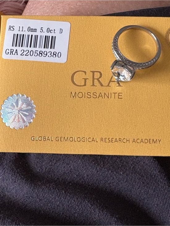 Moissanite Heart Shaped Diamond Ring Size 8 NWT 5 TCW 10