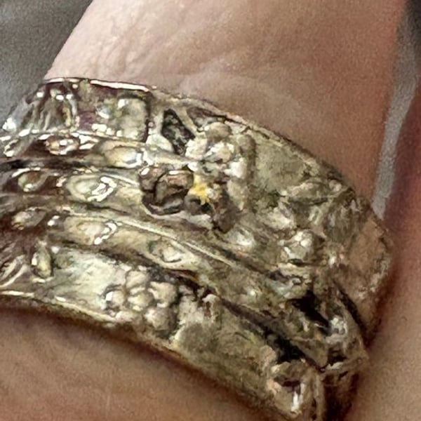 Hammered Silver Texture Bee Statement Ring size 8