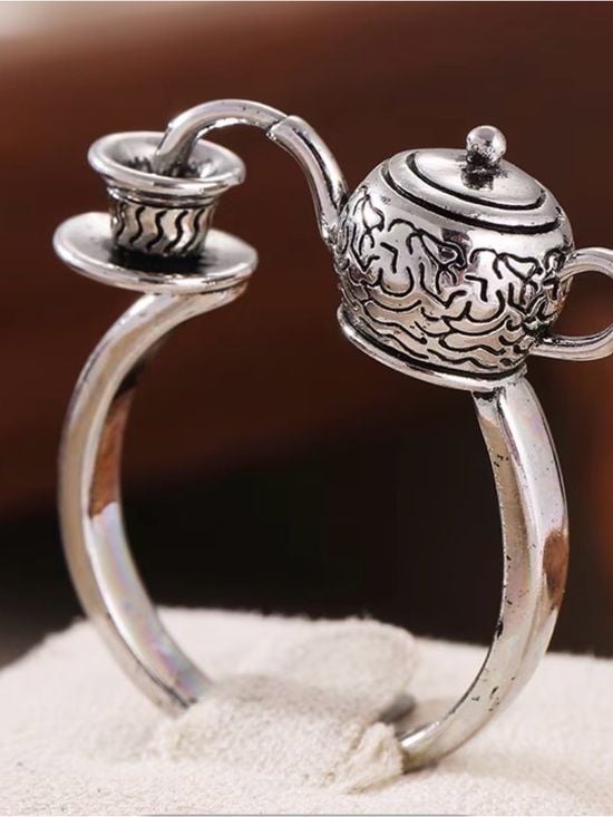 White Gold Double Teapot Ring - Size 8 3