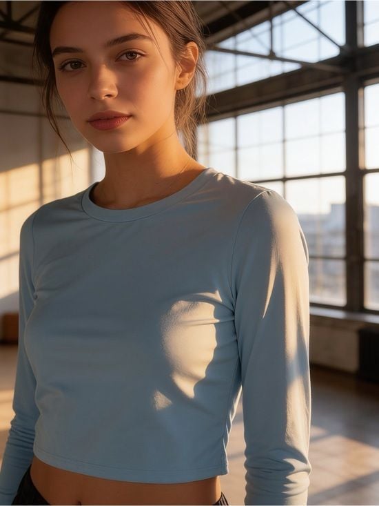 Light Blue Long Sleeve Athetic Crop Top 2