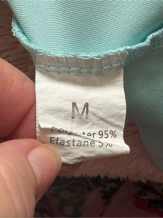 Light Blue Long Sleeve Athetic Crop Top 4