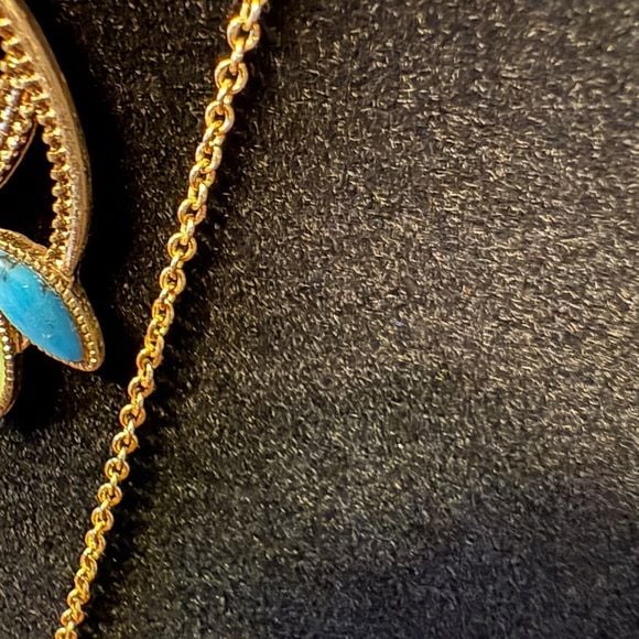 Gold and Blue Leaf Pendant Necklace Set 3