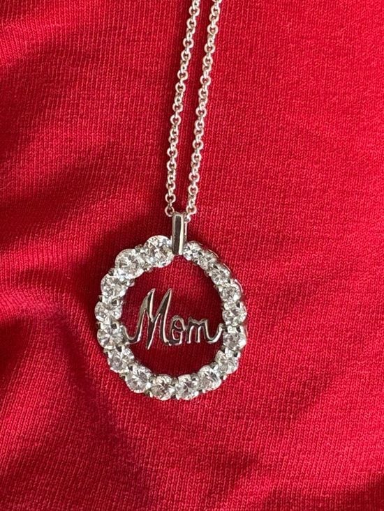 Sterling Silver 'Mom' Crystal Circle Pendant Necklace & Earring set NIB 2