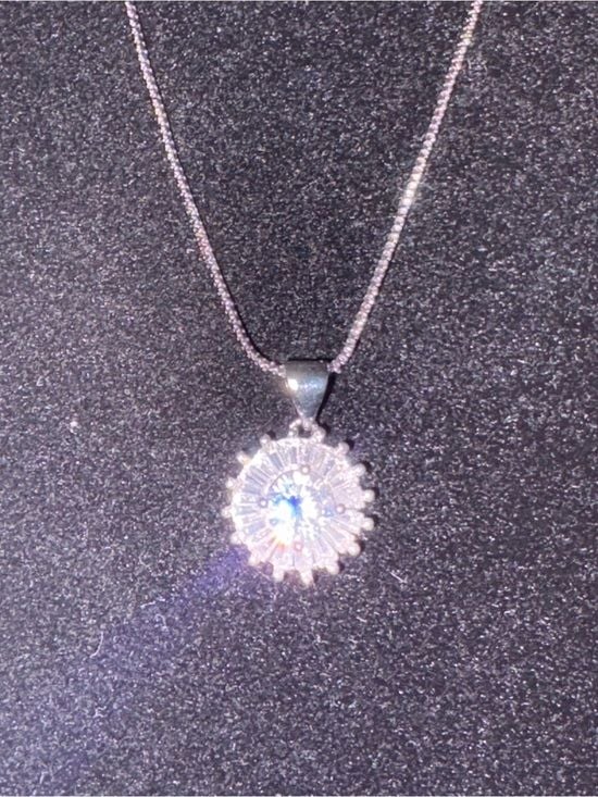 Moissanite Diamond Cluster Pendant on 18” Sterling Silver Chain NWT 6