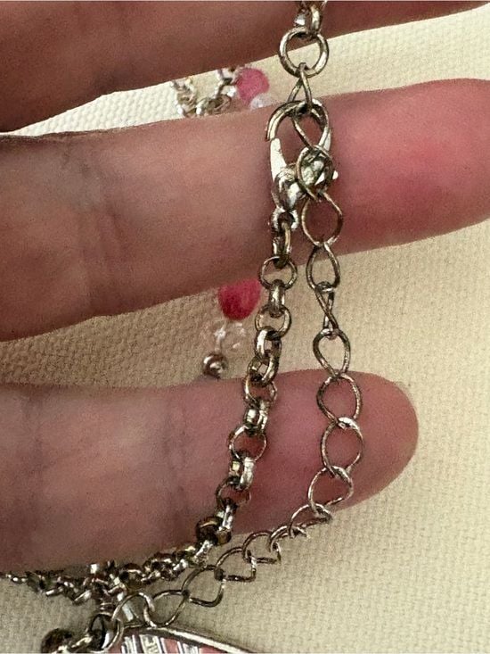 Kenneth Cole Pink Leaf Pendant Statement Necklace w/beads EUC 8