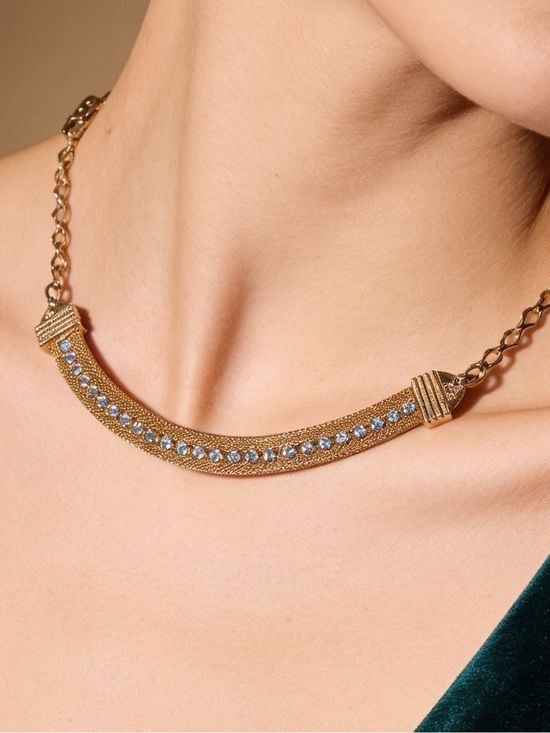 Vintage Sarah Coventry Gold Mesh Chain Choker Necklace with Blue Crystal Accents 2