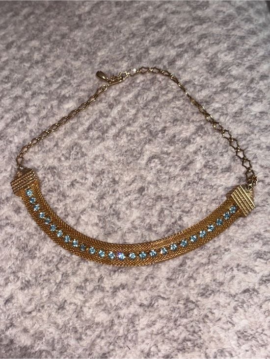 Vintage Sarah Coventry Gold Mesh Chain Choker Necklace with Blue Crystal Accents 5