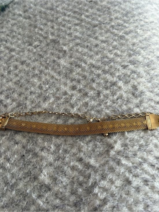 Vintage Sarah Coventry Gold Mesh Chain Choker Necklace with Blue Crystal Accents 8