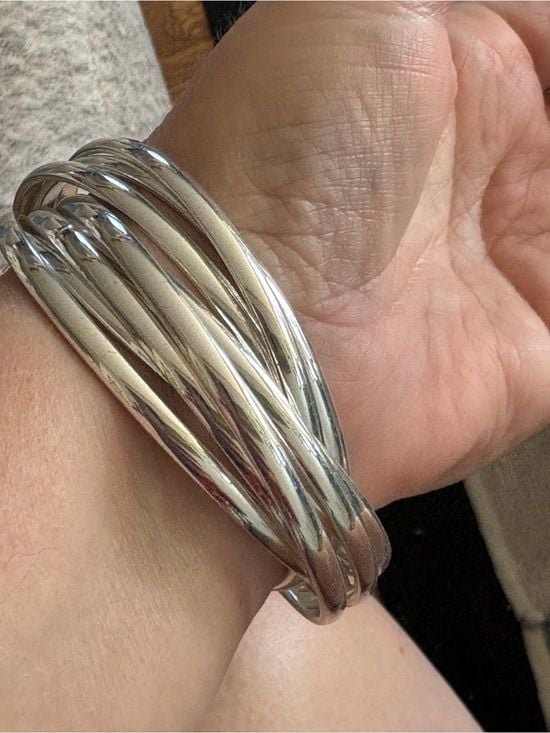 Elegant Multi-Band Silver Tone Bangle Bracelet NWOT 2