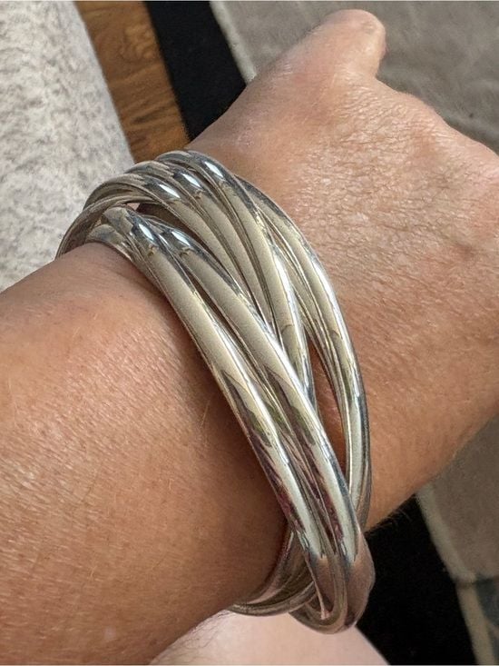 Elegant Multi-Band Silver Tone Bangle Bracelet NWOT 3
