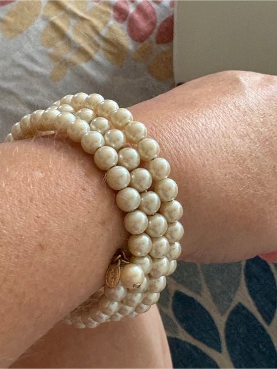 Vintage Monet Classic Cream Pearl Beaded Wrap Bracelet Signed 1