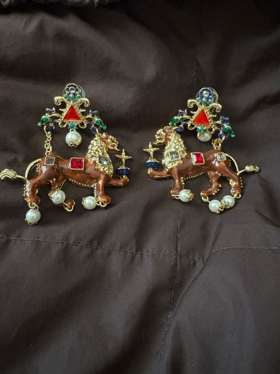 Carnivale’ King of Lions Earrings NIP 3