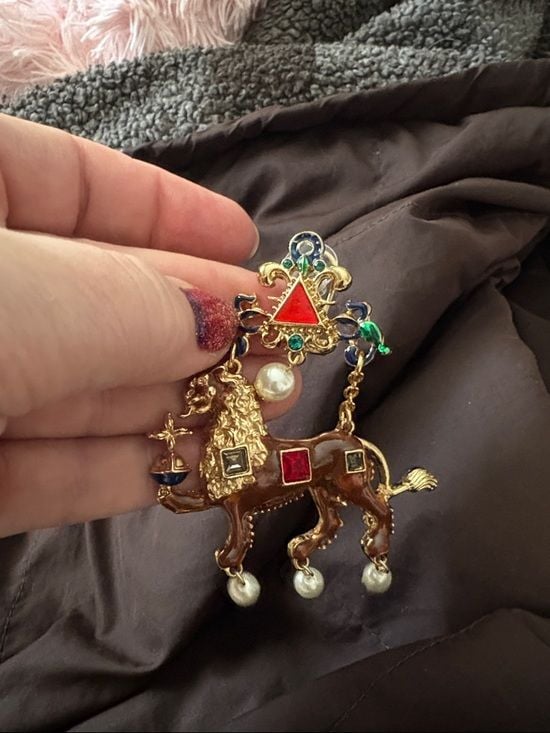 Carnivale’ King of Lions Earrings NIP 6