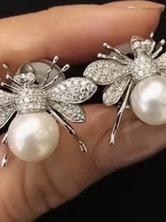 Silver Bee Pearl & rhinestone Post Earrings NWOT 2