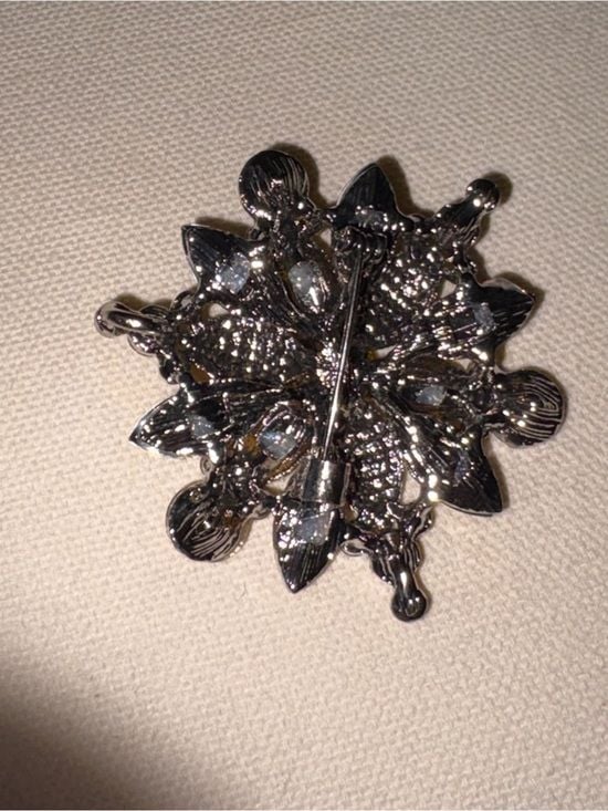 Vintage Golden Amber Crystal Floral Brooch 4