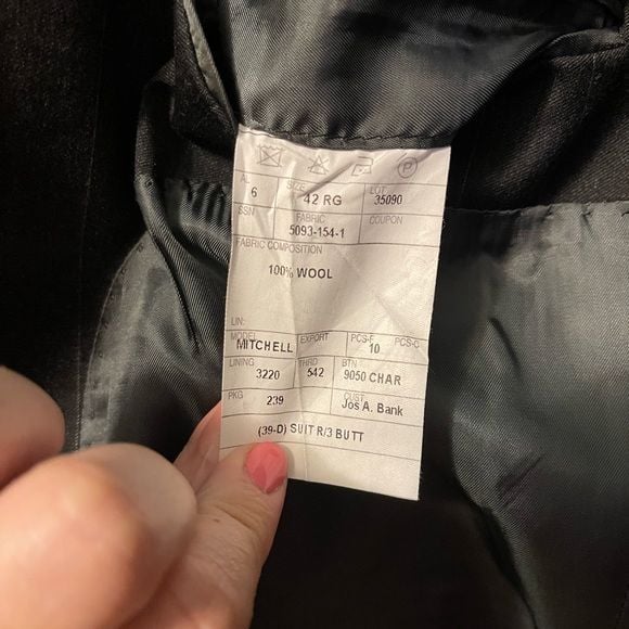 JoS A Bank Suit 7
